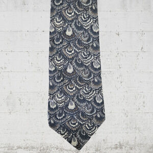 1990s Vintage Henry Grethel Olive Green Curly Feather Abstract Silk Necktie 4x57